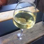 Chai Monique - verre de blanc moelleux